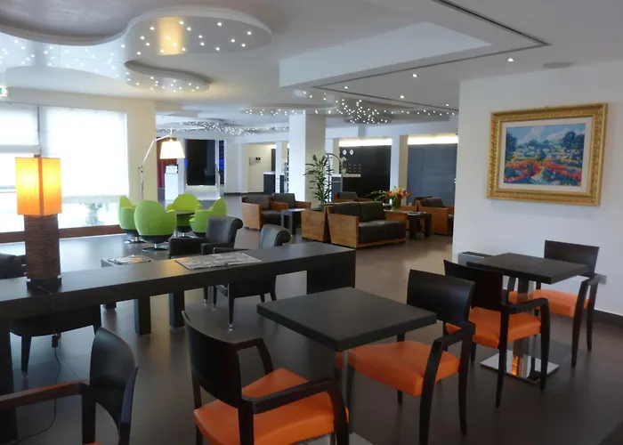 Central hotel: Hotel Monte Sarago